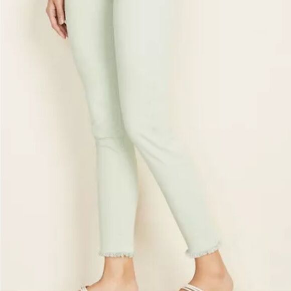 Ann Taylor The Skinny Crop Jeans - Picture 7 of 7